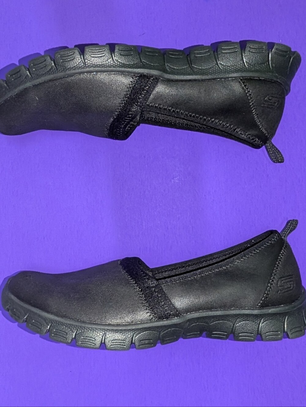 Skechers Air-Cooled Memory Foam Slip-On Walking Shoes Black Flawless W8.5 NWOB - Picture 5 of 9